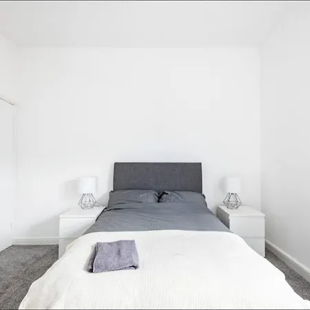 Home Away From Home Local To A Lot Of Amenities Stoke-on-Trent Exterior photo