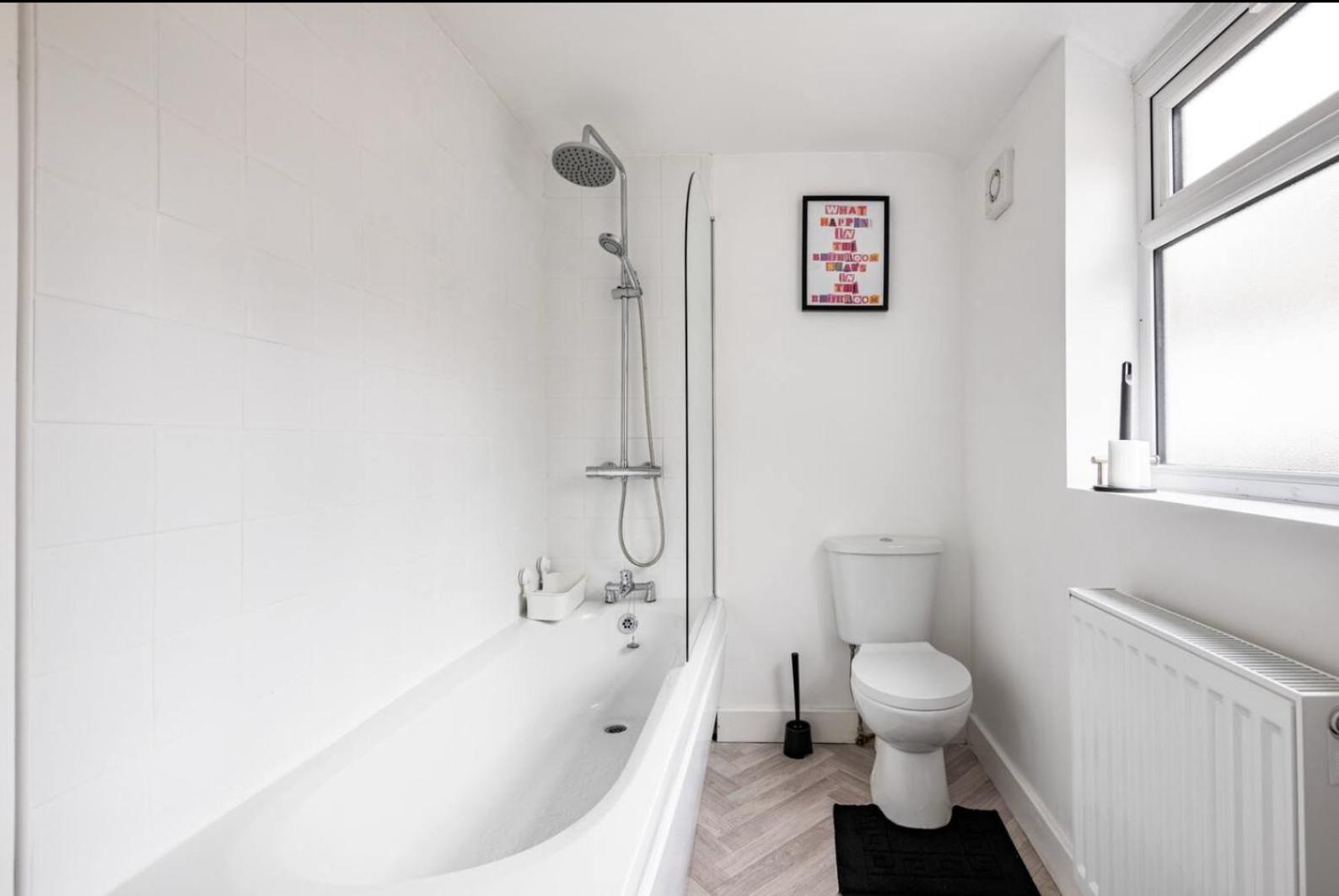 Away From Local To A Lot Of Amenities Holiday home *