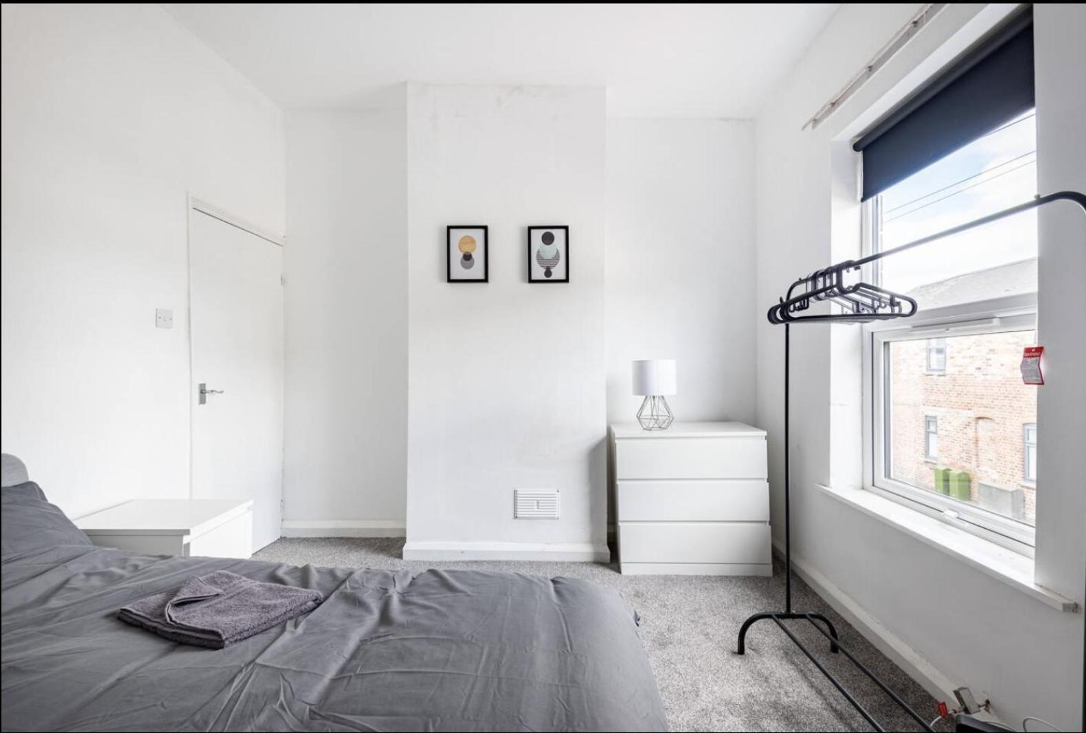 Away From Local To A Lot Of Amenities Holiday home Stoke-on-Trent
